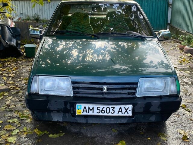 Зеленый ВАЗ 2109, объемом двигателя 5 л и пробегом 88 тыс. км за 1400 $, фото 1 на Automoto.ua