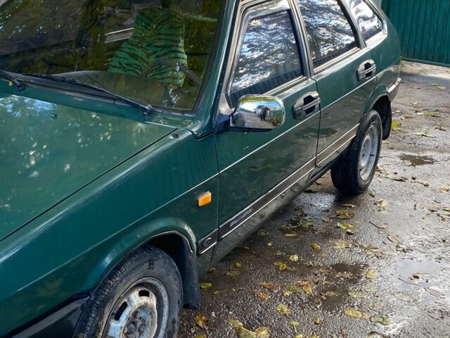 Зеленый ВАЗ 2109, объемом двигателя 5 л и пробегом 88 тыс. км за 1400 $, фото 2 на Automoto.ua