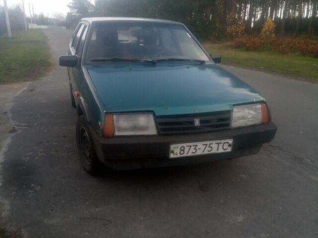 Зеленый ВАЗ 2109, объемом двигателя 1.5 л и пробегом 150 тыс. км за 600 $, фото 3 на Automoto.ua