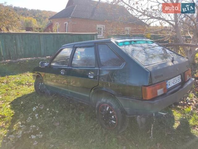 Зеленый ВАЗ 2109, объемом двигателя 1.5 л и пробегом 280 тыс. км за 2100 $, фото 5 на Automoto.ua