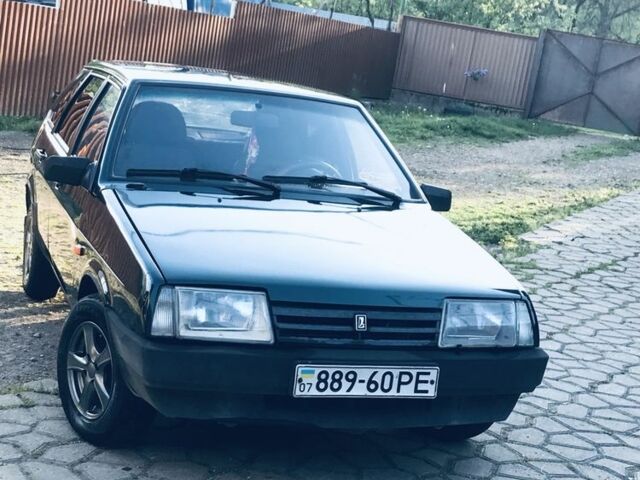 Зеленый ВАЗ 2109, объемом двигателя 1.5 л и пробегом 294 тыс. км за 1500 $, фото 1 на Automoto.ua