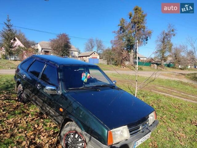 Зеленый ВАЗ 2109, объемом двигателя 1.5 л и пробегом 280 тыс. км за 2100 $, фото 2 на Automoto.ua