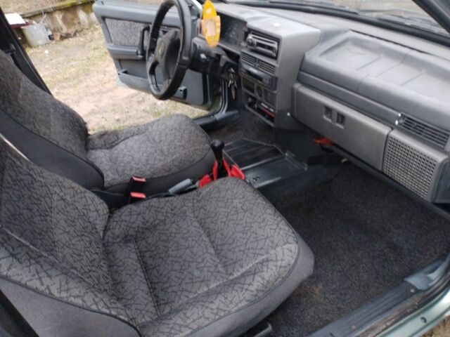 Зеленый ВАЗ 2109, объемом двигателя 1.5 л и пробегом 375 тыс. км за 1355 $, фото 9 на Automoto.ua