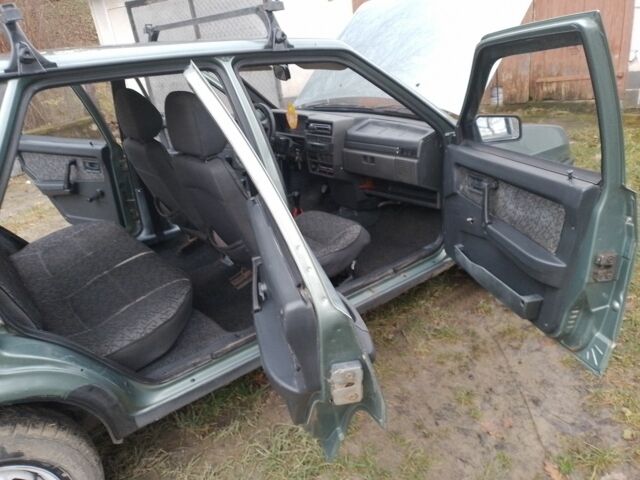 Зелений ВАЗ 2109, об'ємом двигуна 1.5 л та пробігом 375 тис. км за 1237 $, фото 8 на Automoto.ua