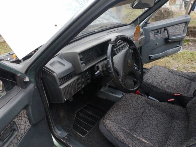 Зеленый ВАЗ 2109, объемом двигателя 1.5 л и пробегом 375 тыс. км за 1355 $, фото 6 на Automoto.ua