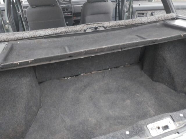 Зелений ВАЗ 2109, об'ємом двигуна 1.5 л та пробігом 375 тис. км за 1237 $, фото 7 на Automoto.ua