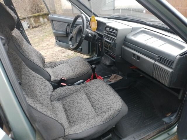 Зеленый ВАЗ 2109, объемом двигателя 1.5 л и пробегом 375 тыс. км за 1355 $, фото 4 на Automoto.ua