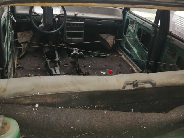 Зеленый ВАЗ 2109, объемом двигателя 0 л и пробегом 1 тыс. км за 143 $, фото 3 на Automoto.ua