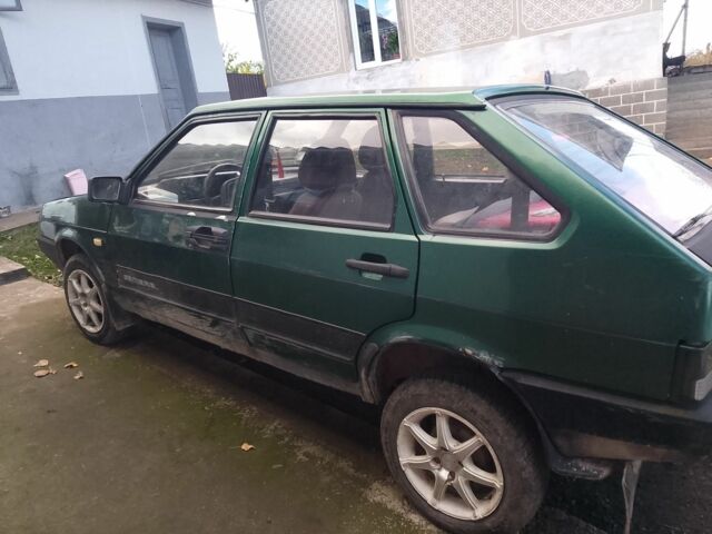 Зеленый ВАЗ 2109, объемом двигателя 1.5 л и пробегом 34 тыс. км за 1100 $, фото 2 на Automoto.ua