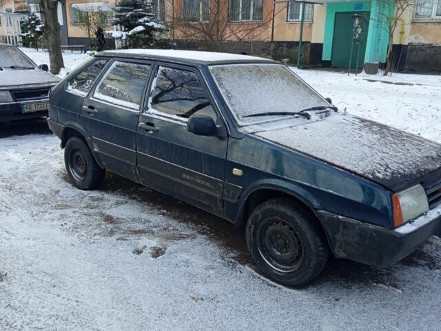 Зеленый ВАЗ 2109, объемом двигателя 1.5 л и пробегом 297 тыс. км за 1200 $, фото 1 на Automoto.ua