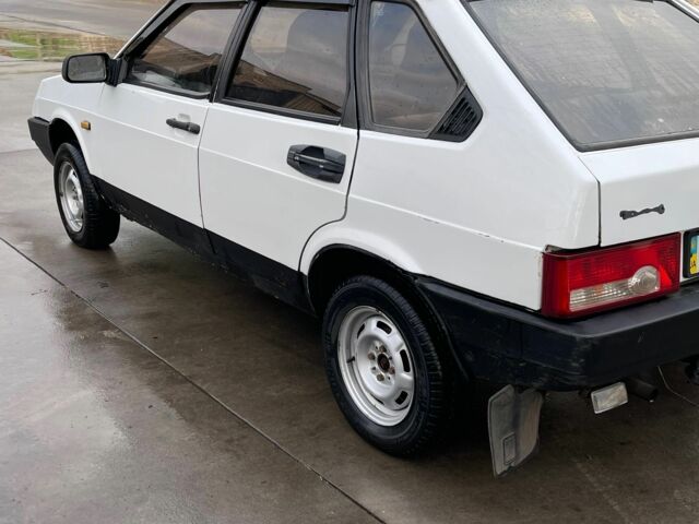 Білий ВАЗ 21093, об'ємом двигуна 1.5 л та пробігом 200 тис. км за 599 $, фото 3 на Automoto.ua