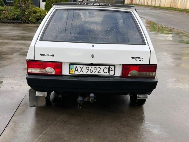 Білий ВАЗ 21093, об'ємом двигуна 1.5 л та пробігом 200 тис. км за 599 $, фото 4 на Automoto.ua
