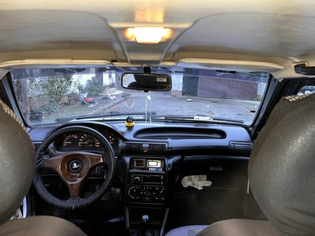 Белый ВАЗ 21093, объемом двигателя 1.5 л и пробегом 283 тыс. км за 828 $, фото 6 на Automoto.ua