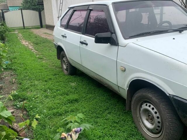 Белый ВАЗ 21093, объемом двигателя 1.5 л и пробегом 90 тыс. км за 900 $, фото 1 на Automoto.ua
