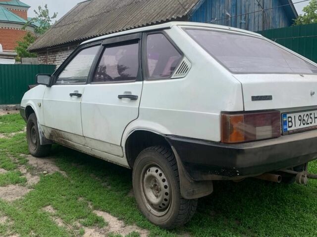 Белый ВАЗ 21093, объемом двигателя 1.5 л и пробегом 90 тыс. км за 900 $, фото 5 на Automoto.ua