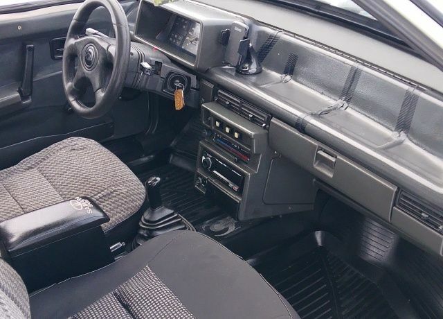 Белый ВАЗ 21093, объемом двигателя 1.5 л и пробегом 160 тыс. км за 1100 $, фото 17 на Automoto.ua