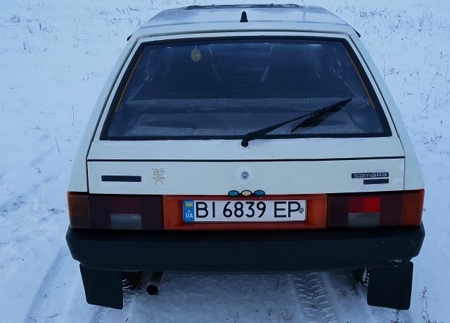 Белый ВАЗ 21093, объемом двигателя 1.5 л и пробегом 160 тыс. км за 1100 $, фото 5 на Automoto.ua