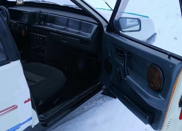 Белый ВАЗ 21093, объемом двигателя 1.5 л и пробегом 160 тыс. км за 1100 $, фото 14 на Automoto.ua