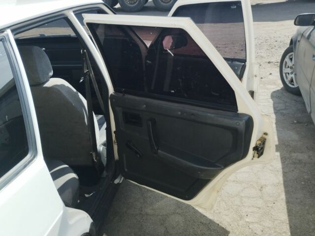 Білий ВАЗ 21093, об'ємом двигуна 0 л та пробігом 170 тис. км за 1350 $, фото 6 на Automoto.ua