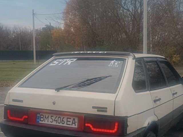 Белый ВАЗ 21093, объемом двигателя 1.5 л и пробегом 44 тыс. км за 1188 $, фото 2 на Automoto.ua