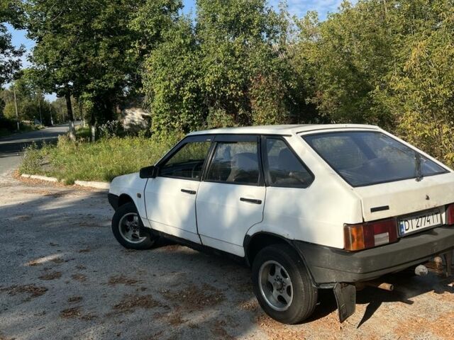 Белый ВАЗ 21093, объемом двигателя 1.5 л и пробегом 3 тыс. км за 828 $, фото 2 на Automoto.ua