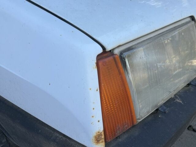 Белый ВАЗ 21093, объемом двигателя 1.5 л и пробегом 300 тыс. км за 790 $, фото 3 на Automoto.ua