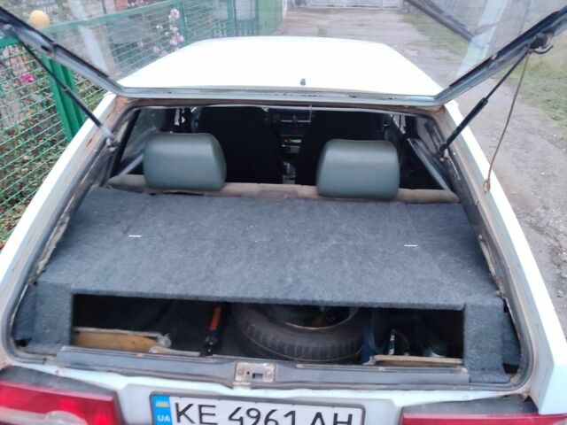 Белый ВАЗ 21093, объемом двигателя 1.5 л и пробегом 57 тыс. км за 1100 $, фото 2 на Automoto.ua