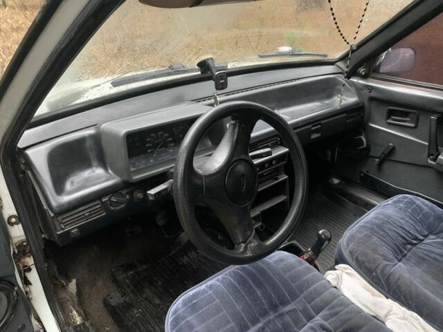 Белый ВАЗ 21093, объемом двигателя 1.5 л и пробегом 120 тыс. км за 1000 $, фото 7 на Automoto.ua