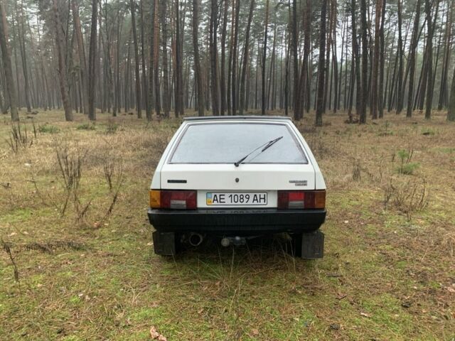 Белый ВАЗ 21093, объемом двигателя 1.5 л и пробегом 120 тыс. км за 1000 $, фото 4 на Automoto.ua