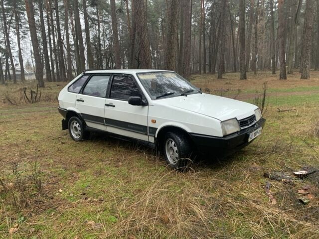 Белый ВАЗ 21093, объемом двигателя 1.5 л и пробегом 120 тыс. км за 1000 $, фото 1 на Automoto.ua