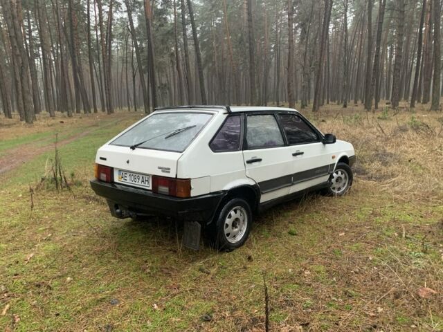 Белый ВАЗ 21093, объемом двигателя 1.5 л и пробегом 120 тыс. км за 1000 $, фото 5 на Automoto.ua