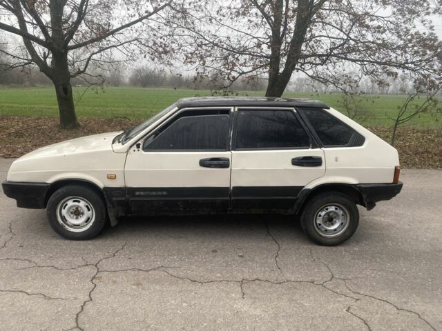 Бежевый ВАЗ 21093, объемом двигателя 1.3 л и пробегом 1000 тыс. км за 850 $, фото 4 на Automoto.ua