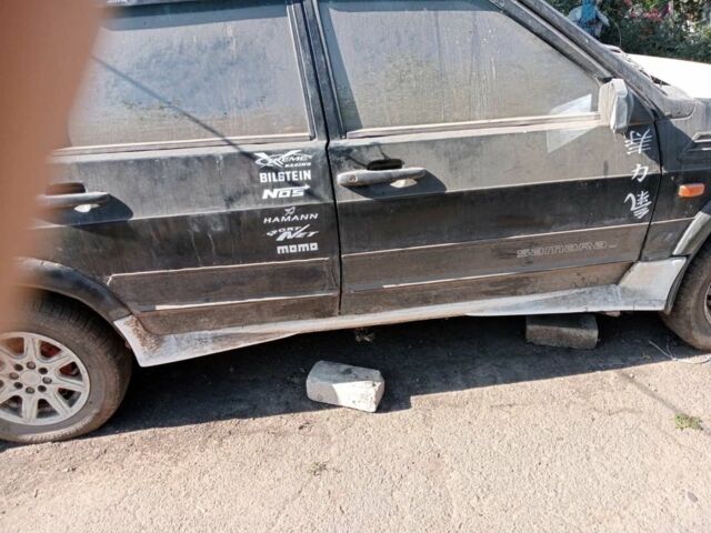 Черный ВАЗ 21093, объемом двигателя 1.5 л и пробегом 80 тыс. км за 437 $, фото 6 на Automoto.ua