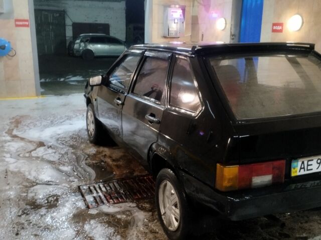 Черный ВАЗ 21093, объемом двигателя 1.5 л и пробегом 111 тыс. км за 750 $, фото 3 на Automoto.ua