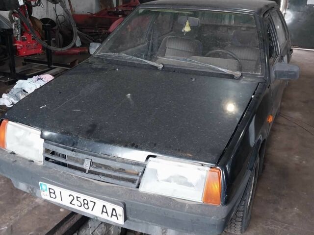 Черный ВАЗ 21093, объемом двигателя 1.3 л и пробегом 200 тыс. км за 558 $, фото 1 на Automoto.ua