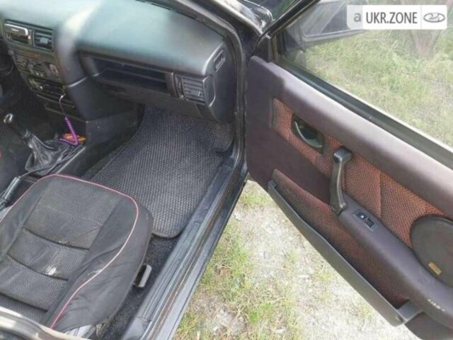 Черный ВАЗ 21093, объемом двигателя 1.5 л и пробегом 325 тыс. км за 584 $, фото 6 на Automoto.ua