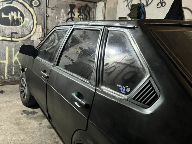 Черный ВАЗ 21093, объемом двигателя 1.6 л и пробегом 77 тыс. км за 477 $, фото 3 на Automoto.ua