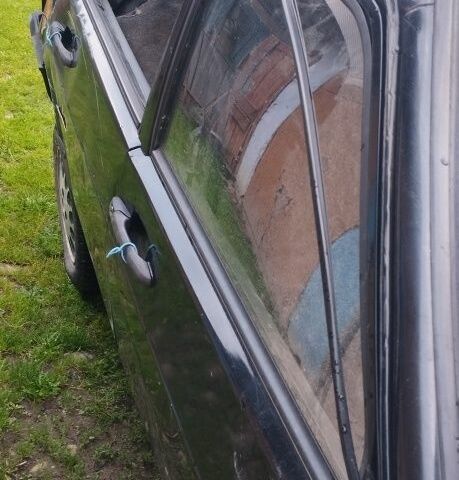 Черный ВАЗ 21093, объемом двигателя 1 л и пробегом 181 тыс. км за 350 $, фото 2 на Automoto.ua