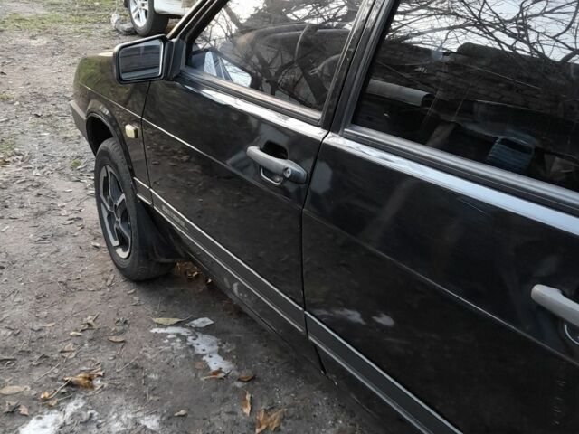 Черный ВАЗ 21093, объемом двигателя 1.6 л и пробегом 165 тыс. км за 1850 $, фото 4 на Automoto.ua