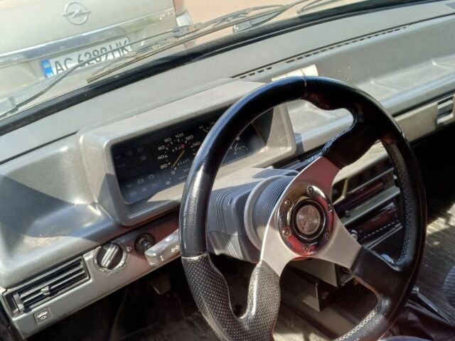 Фиолетовый ВАЗ 21093, объемом двигателя 0 л и пробегом 203 тыс. км за 833 $, фото 4 на Automoto.ua