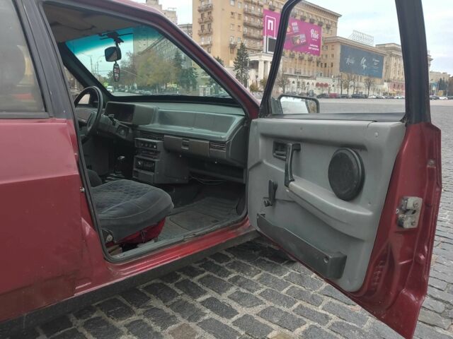 Красный ВАЗ 21093, объемом двигателя 1.5 л и пробегом 215 тыс. км за 1000 $, фото 12 на Automoto.ua
