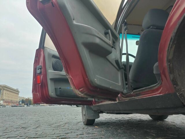 Красный ВАЗ 21093, объемом двигателя 1.5 л и пробегом 215 тыс. км за 1000 $, фото 14 на Automoto.ua