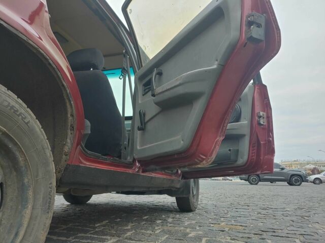 Красный ВАЗ 21093, объемом двигателя 1.5 л и пробегом 215 тыс. км за 1000 $, фото 15 на Automoto.ua