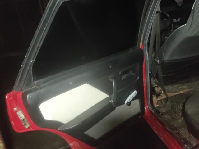 Красный ВАЗ 21093, объемом двигателя 1.5 л и пробегом 35 тыс. км за 650 $, фото 7 на Automoto.ua