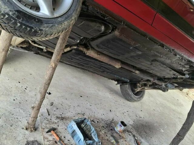 Красный ВАЗ 21093, объемом двигателя 1.5 л и пробегом 35 тыс. км за 650 $, фото 4 на Automoto.ua