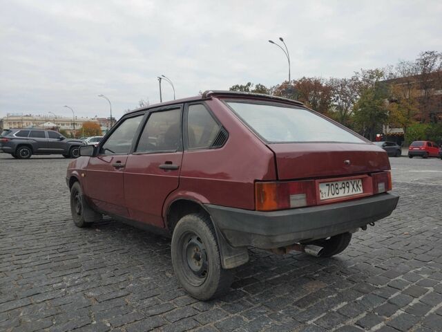 Красный ВАЗ 21093, объемом двигателя 1.5 л и пробегом 215 тыс. км за 1000 $, фото 2 на Automoto.ua