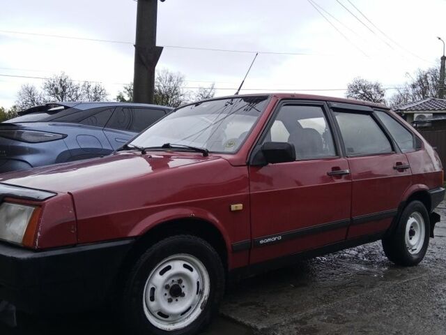 Красный ВАЗ 21093, объемом двигателя 0 л и пробегом 100 тыс. км за 599 $, фото 2 на Automoto.ua