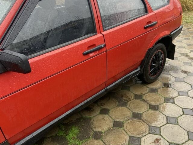 Красный ВАЗ 21093, объемом двигателя 1.5 л и пробегом 160 тыс. км за 1600 $, фото 1 на Automoto.ua