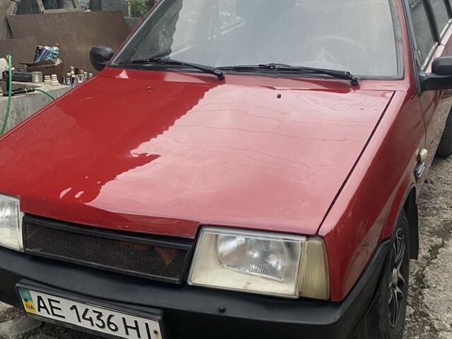 Красный ВАЗ 21093, объемом двигателя 1.5 л и пробегом 180 тыс. км за 1100 $, фото 5 на Automoto.ua