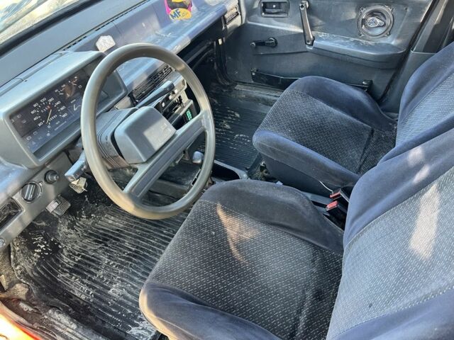 Красный ВАЗ 21093, объемом двигателя 1.5 л и пробегом 222 тыс. км за 500 $, фото 4 на Automoto.ua